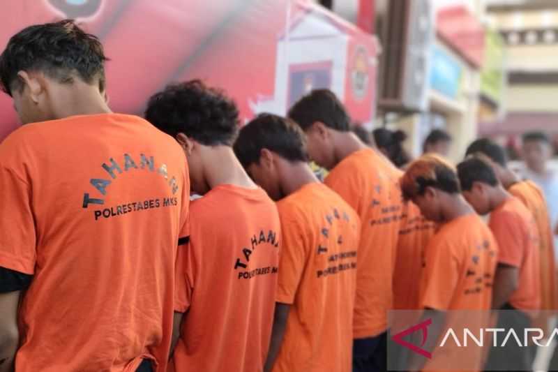 Tindak Tegas, 10 Pelaku Terduga Geng Motor di Makassar Ditangkap