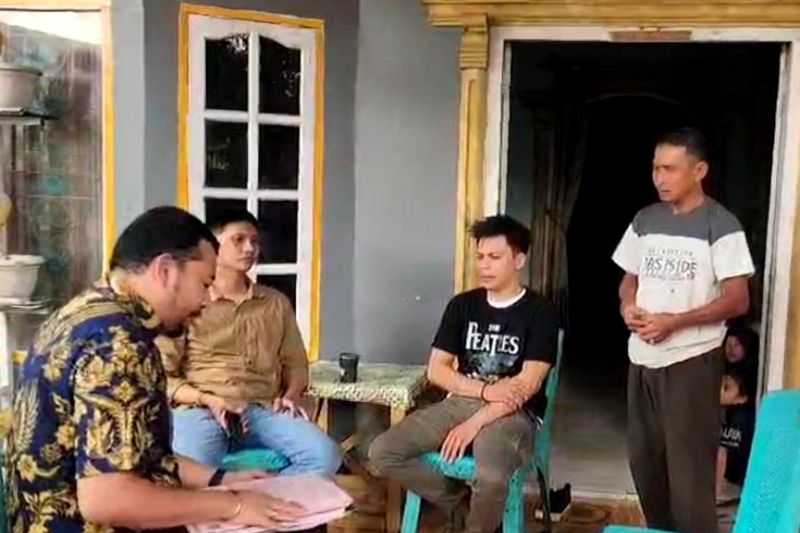 Tindak Tegas, Kejari Makassar Bekuk Buronan Terpidana Penggelapan Uang
