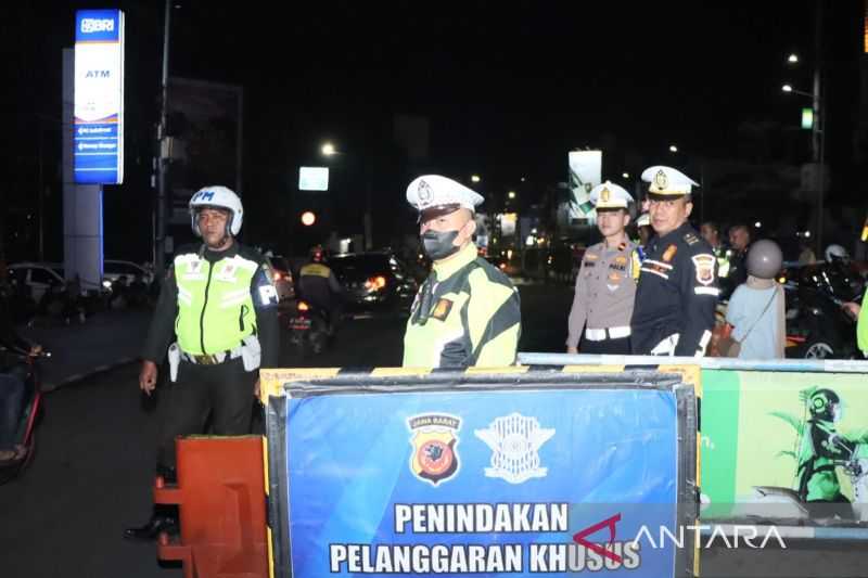 Tindak Tegas, Puluhan Sepeda Motor Disita Petugas Gabungan di Sukabumi