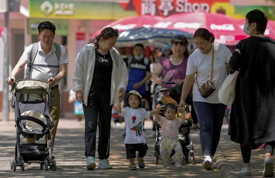 Tingkat Kesuburan di Tiongkok Turun ke Rekor Terendah pada 2022