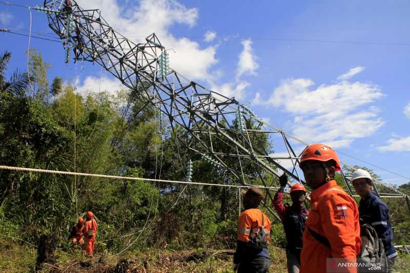 Tingkatkan Kinerja, Gerak Cepat Pulihkan Kelistrikan Pulau Bangka Dampak Tower Roboh