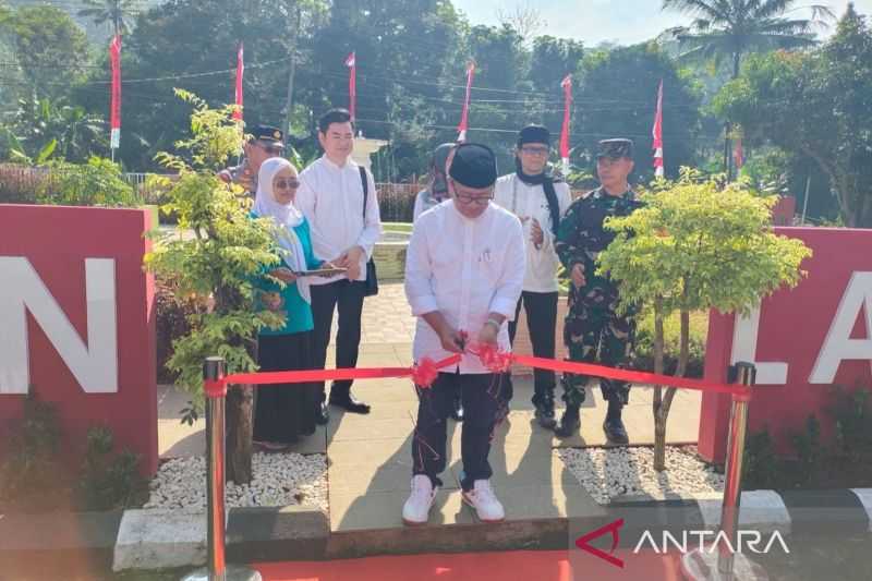 Tingkatkan Pelayanan Publik. Dinkes Cianjur Wajibkan Puskesmas Miliki Taman Lansia