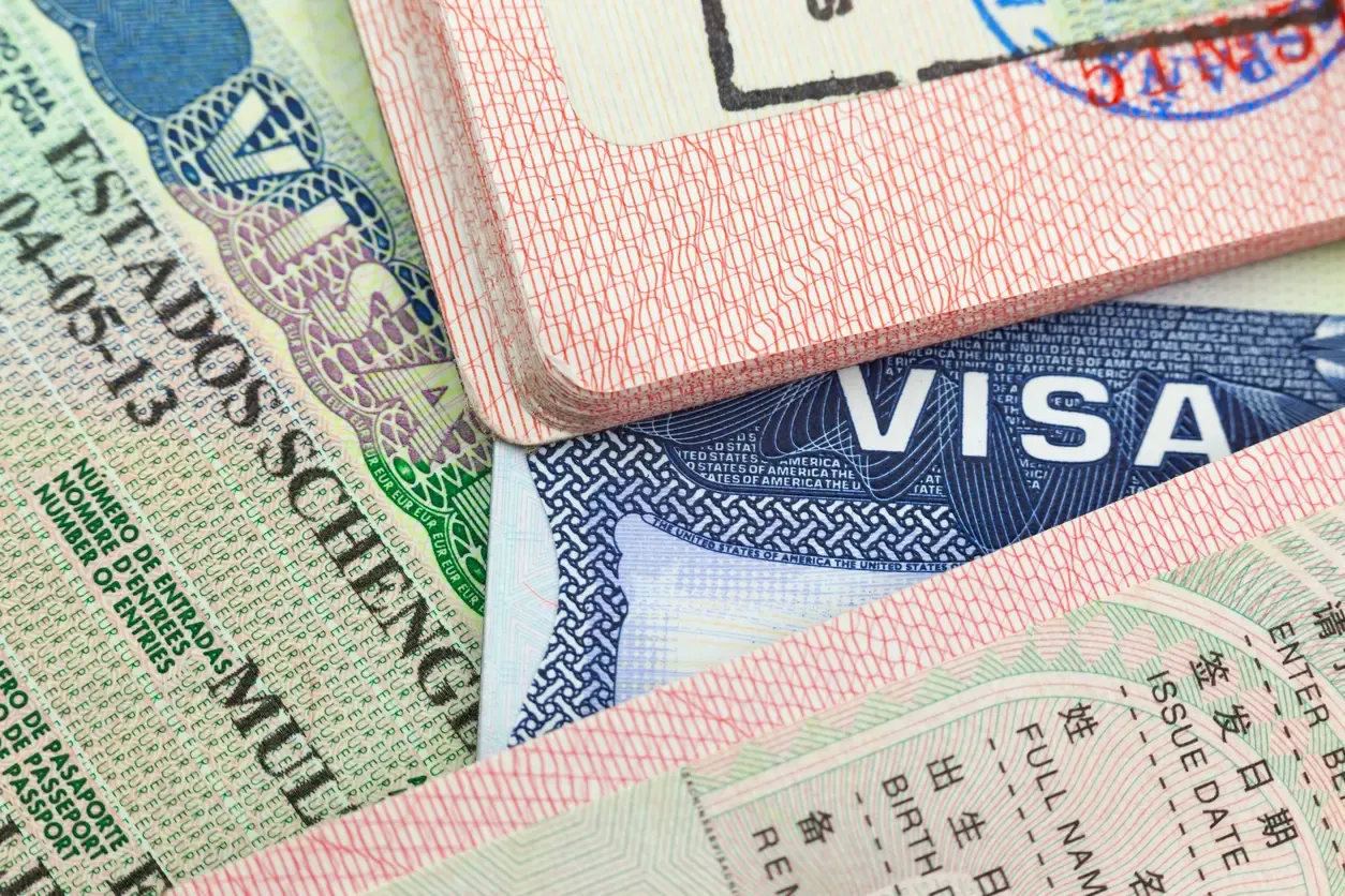 Tinjau Ulang Kebijakan Bebas Visa