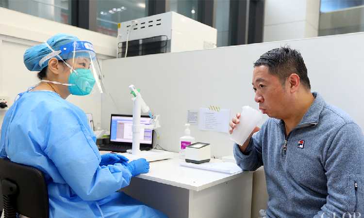 Tiongkok Berikan Vaksin Booster Hirup Pertama di Dunia, Khusus 18 Tahun ke Atas