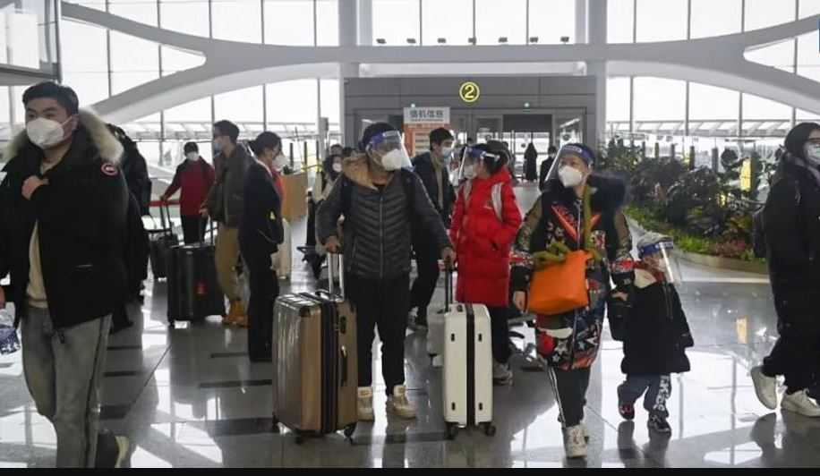 Tiongkok Longgarkan Aturan Tes Covid-19 untuk Pelancong dari Beberapa Negara