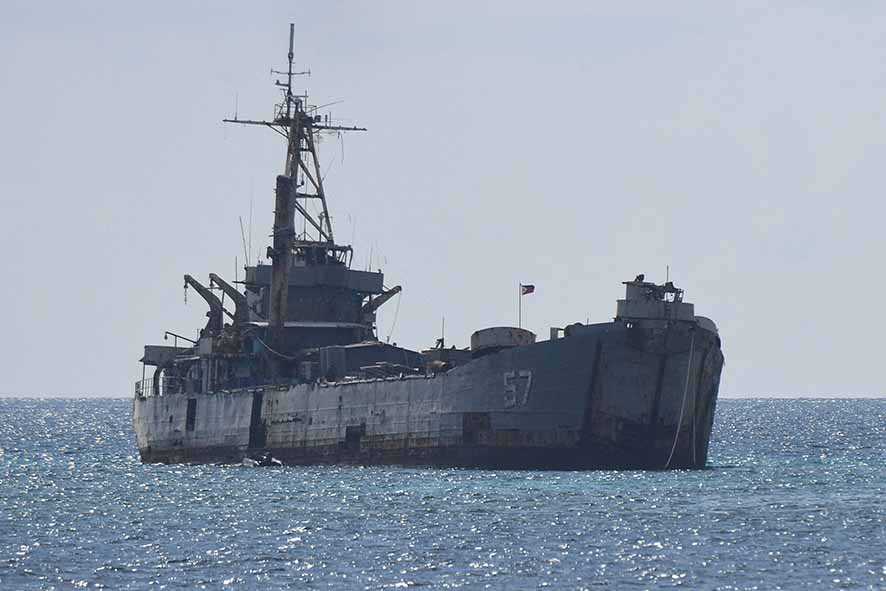 Tiongkok Minta Filipina Pindahkan Kapal yang Dikandaskan