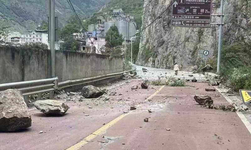Tiongkok Porak Poranda! Jumlah Korban Tewas Akibat Gempa Dahsyat di Sichuan Bertambah jadi 45 Orang