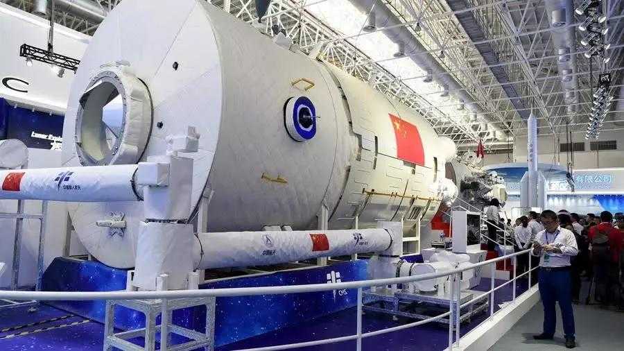 Tiongkok Segera Luncurkan Roket Pembawa Pasokan untuk Stasiun Luar Angkasa