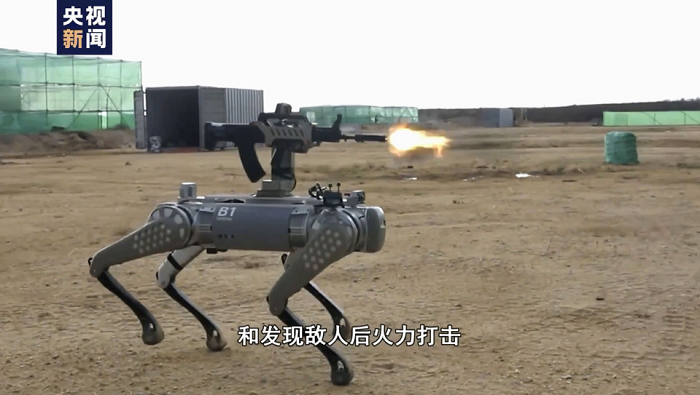 Tiongkok Tayangkan Latihan Militer dengan Robot Anjing dan Drone AI