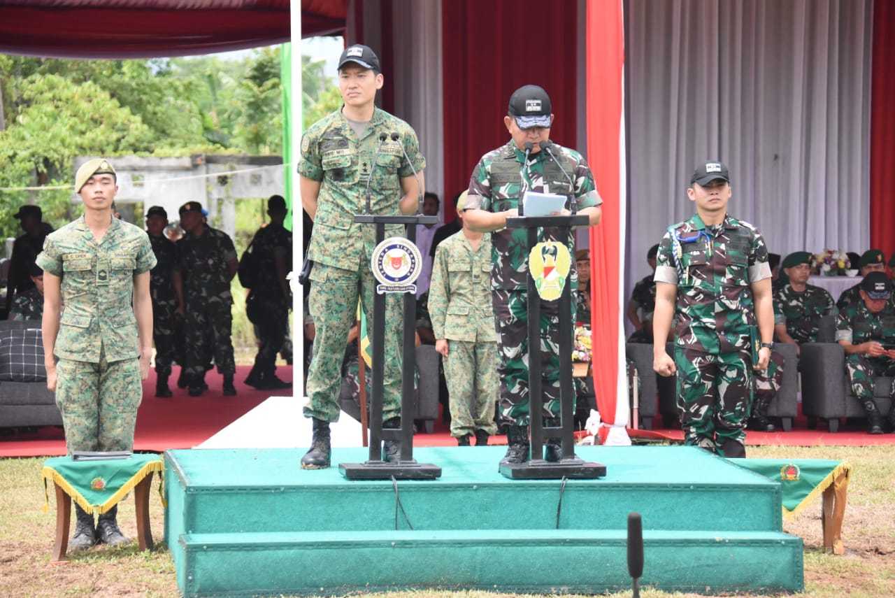 TNI AD dan Tentara Singapura Tuntaskan Latihan Bersama 