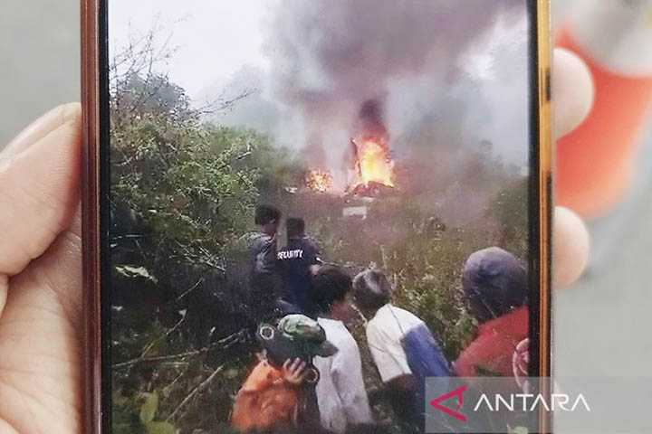 TNI AD Investigasi Kronologis Kecelakaan Heli Bell 412