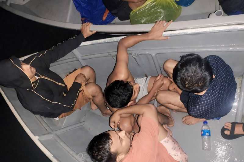 TNI AL Gagalkan Penyelundupan Pekerja Migran Indonesia dan WNA Bangladesh ke Malaysia