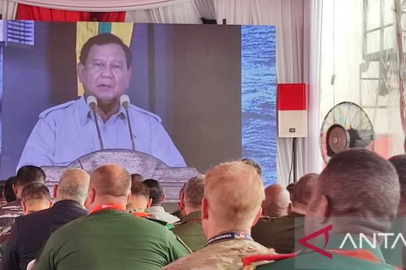 TNI AL Makin Kuat, Prabowo Kukuhkan KRI Wahidin Sudirohusodo sebagai Kapal Rumah Sakit