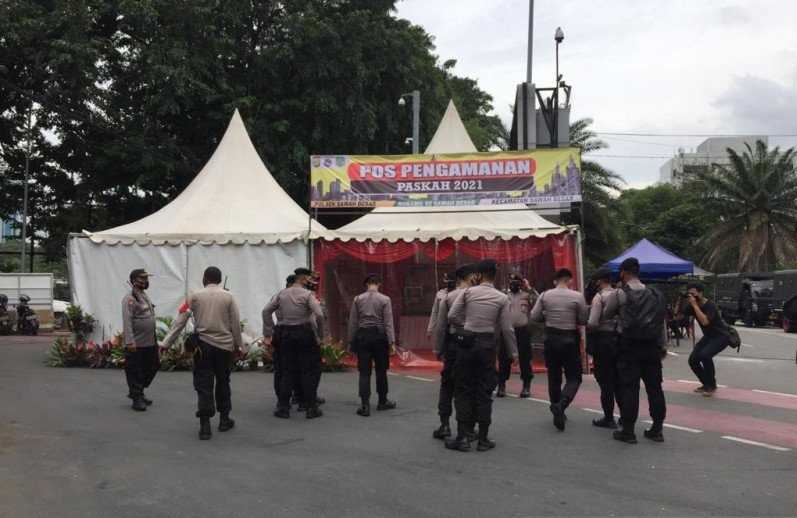 TNI dan Polri Tambah Personel untuk Pengamanan Katedral