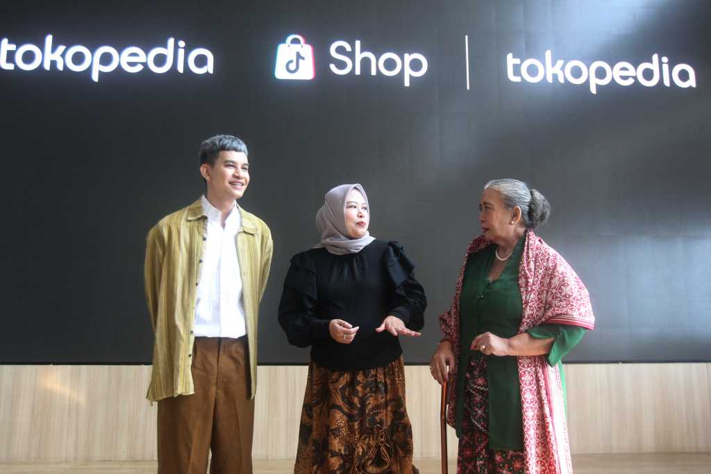 Tokopedia merayakan Hari Batik Nasional 2024 dengan Terus Membantu UMKM Lokal Batik 1