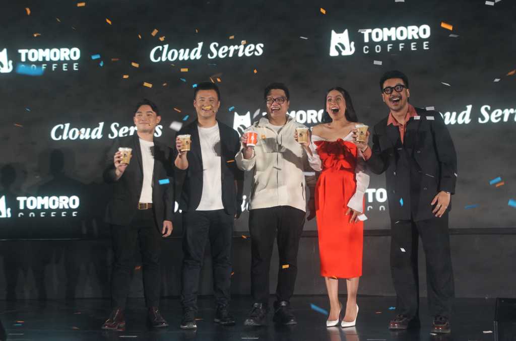 TOMORO Kenalkan Cloud series dan Maudy Ayunda Menjadi Empowering Officer