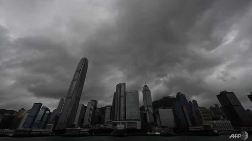 Topan Koinu Melanda Hong Kong, Bergerak ke Pulau Hainan Tiongkok Selatan