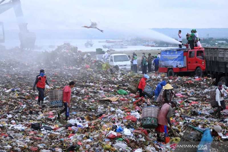 TPA Suwung di Bali Terbakar, 8 Mobil Damkar Dikerahkan