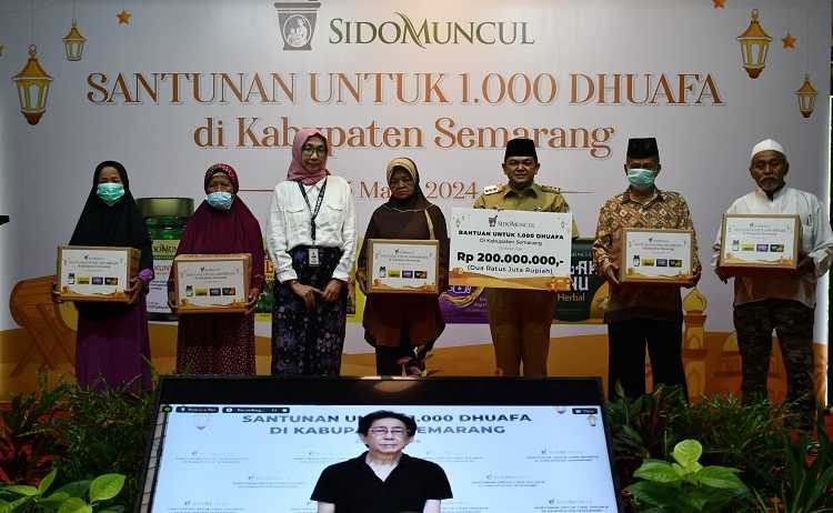 Tradisi Setiap Jelang Idul Fitri, Sido Muncul Berikan Santunan 1000 Kaum Duafa di Semarang