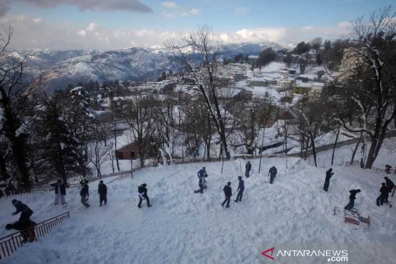 Tragis dan Menyedihkan, Sedikitnya 16 Turis Tewas Setelah Terjebak Salju di Bukit Pakistan