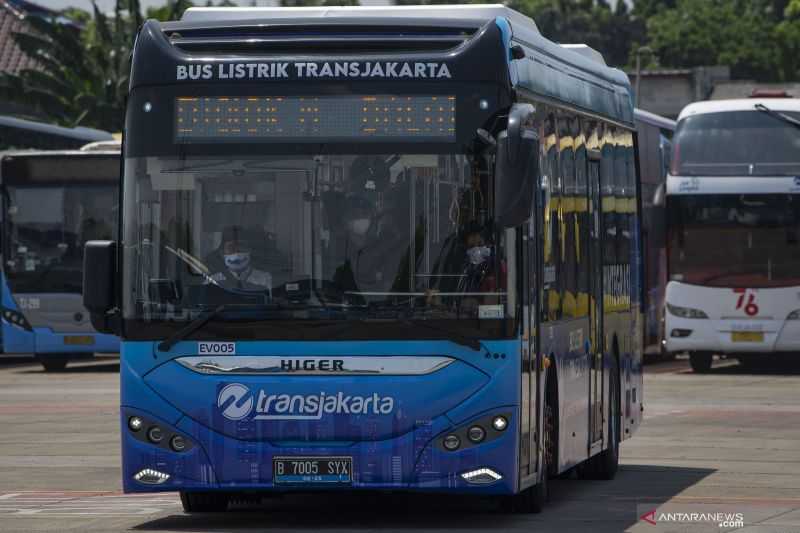 Transjakarta Akan Beralih ke Bus Listrik