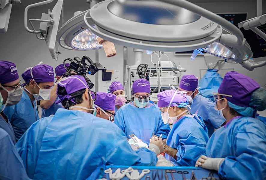 Transplantasi Mata Utuh Pertama  di Dunia Berhasil Dilakukan