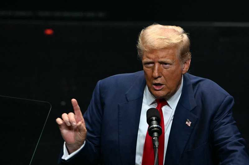 Trump Berjanji Mendorong Ekonomi AS yang Ramah Bisnis