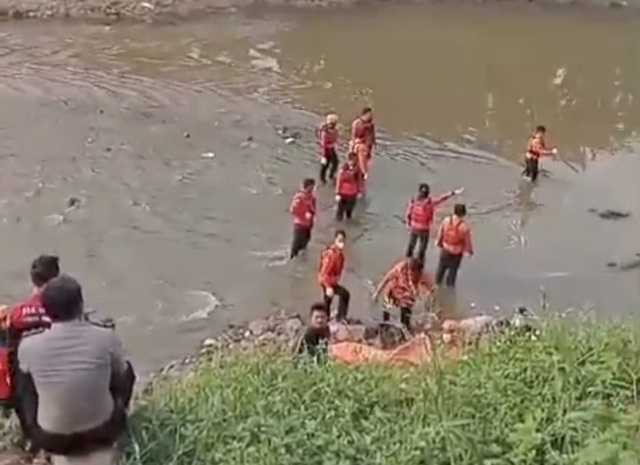 Tujuh Mayat Ditemukan di Kali Bekasi