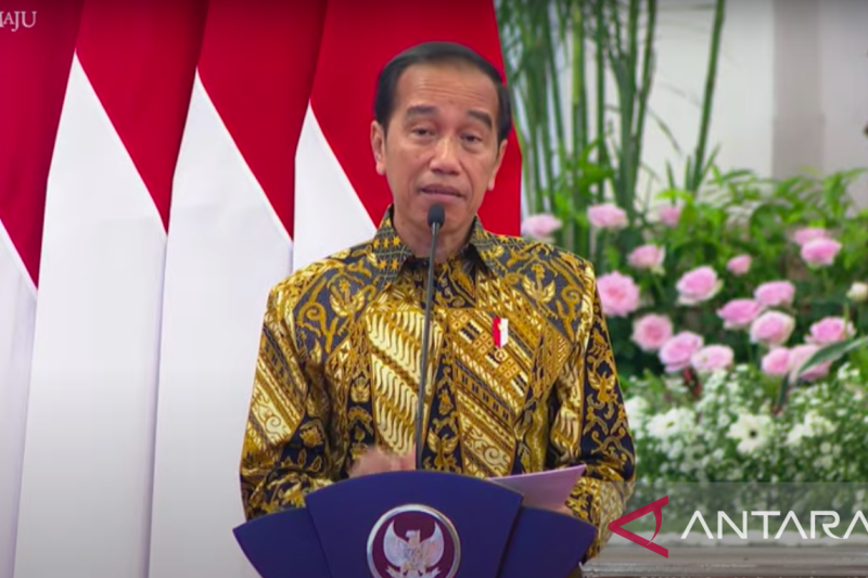 Tumbuhkan Bisnis UMKM, Presiden Jokowi Minta Perbanyak KUR Klaster