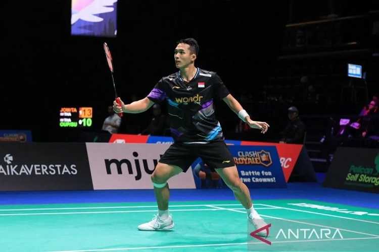 Tunggal Putra Jonatan Melangkah Mulus ke Perempat Final Arctic Open 2024