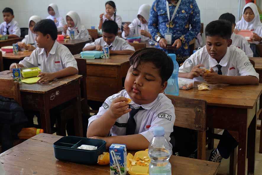 Uji Coba Makan Bergizi Gratis di Solo