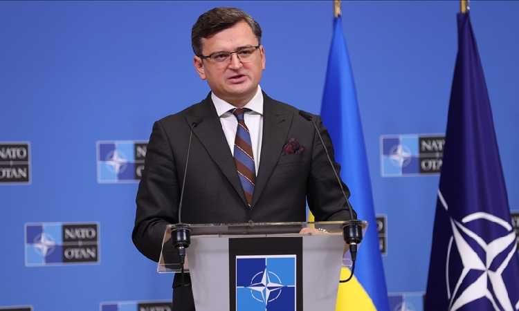 Ukraina Desak NATO Kirim Bantuan Lebih Cepat Atasi Gempuran Rusia