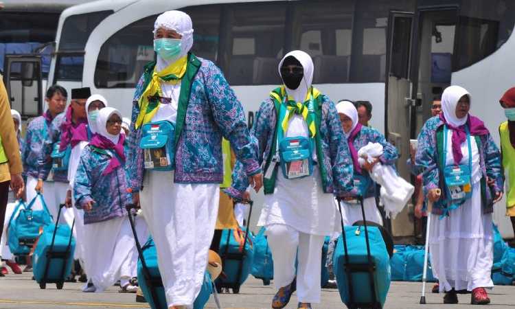 Umat Muslim RI Tak Perlu Repot, Sesuaikan Aturan Arab Saudi, Kini Pemerintah Hapus Syarat Tes PCR dan Karantina bagi Jemaah Haji saat Pemberangkatan ke Tanah Suci