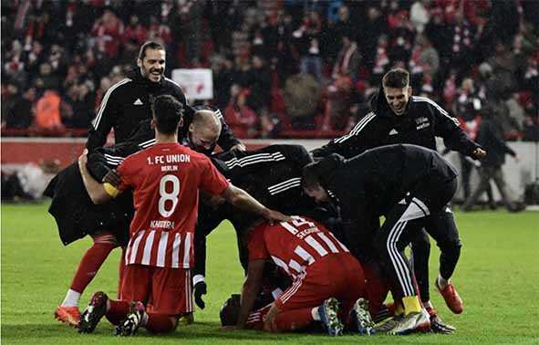 Union Berlin taklukkan Wolfsburg 2-1