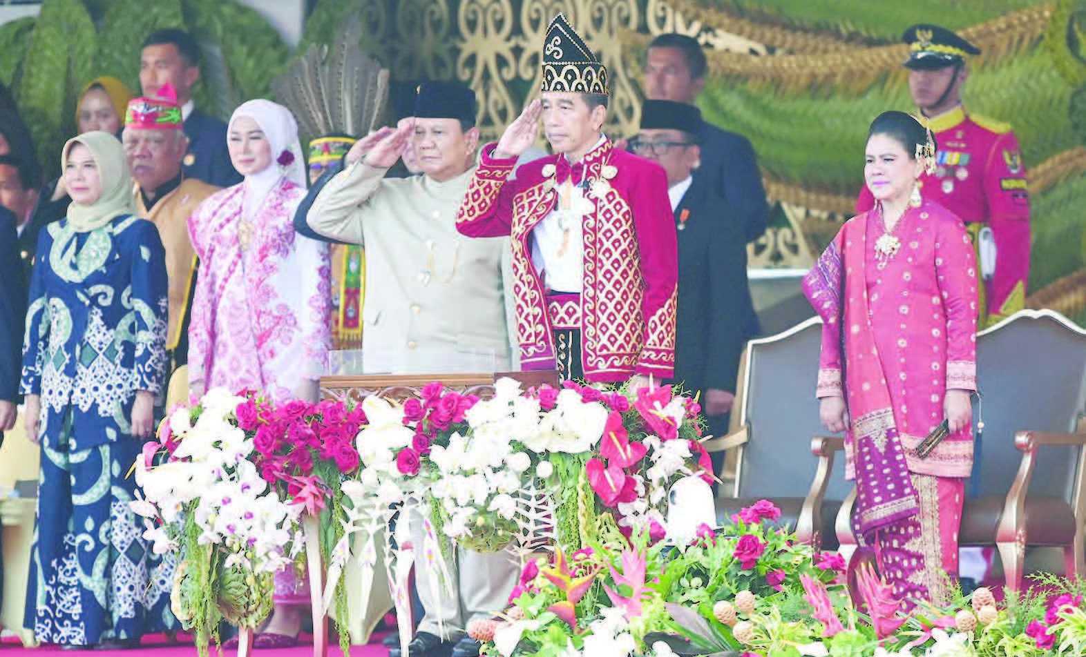 UPACARA PENURUNAN BENDERA PUSAKA DI IKN