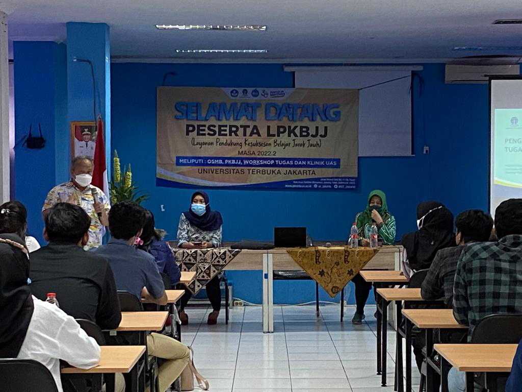 UT Jakarta Siapkan Mahasiswa Berdaya Saing di Ekosistem Digital