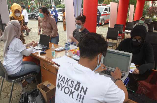 Vaksinasi keliling DKI Jakarta 2