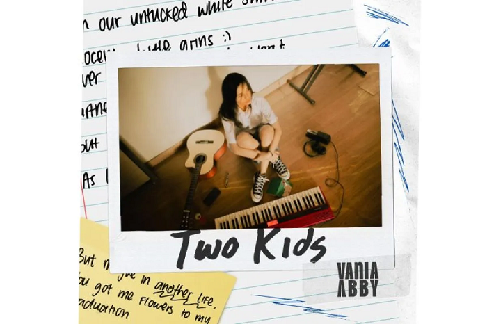 Vania Abby Bawa Identitas Pujangga Pop Remaja Otentik Lewat 'Two Kids'