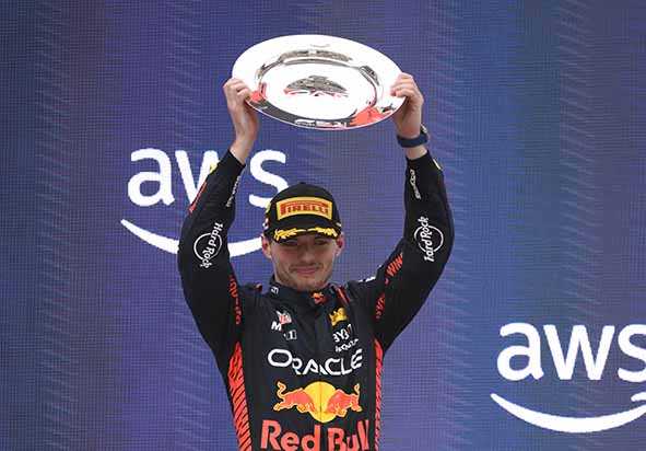 Verstappen Makin Kokoh di Puncak