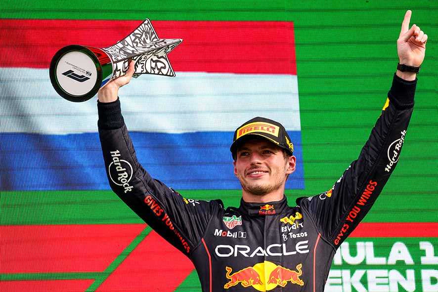 Verstappen Menang Dramatis di GP Belanda