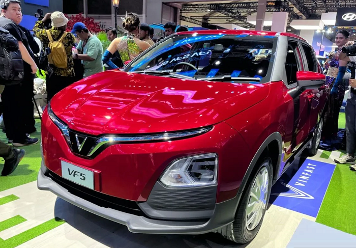 VinFast Kenalkan Rangkaian Mobil Listrik Pertama di Indonesia