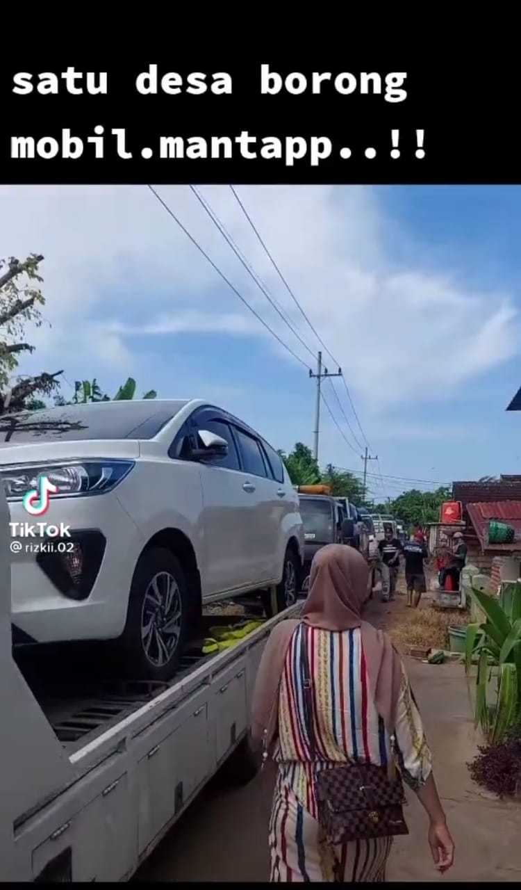 Viral! Satu Desa Beli Mobil Pakai Uang Ganti Rugi Lahan untuk Kilang Minyak di Tuban