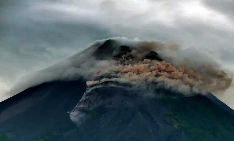 Volume Kubah Lava di Tengah Kawah Merapi Mencapai 950.000 Meter Kubik