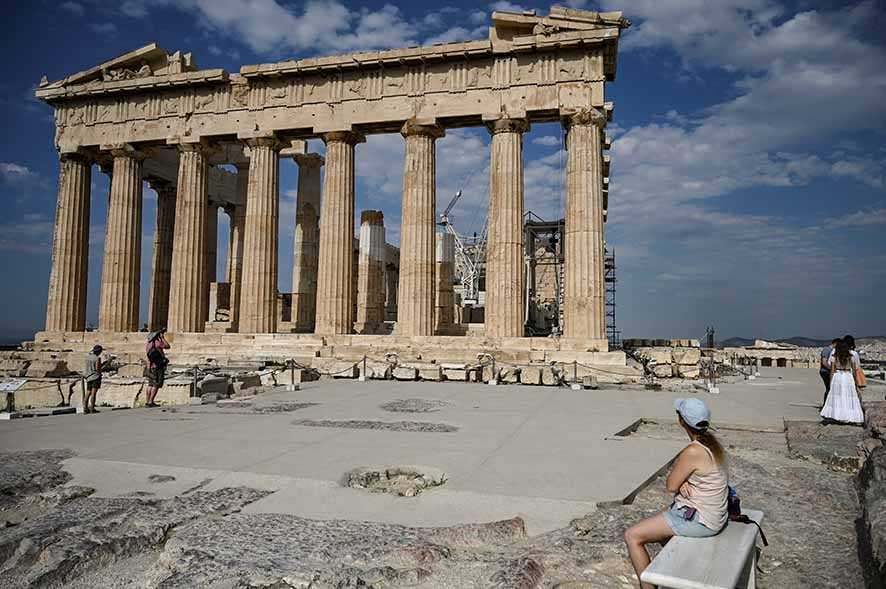 Wabah Besar yang Misterius  Melemahkan Kekuatan Kota Athena
