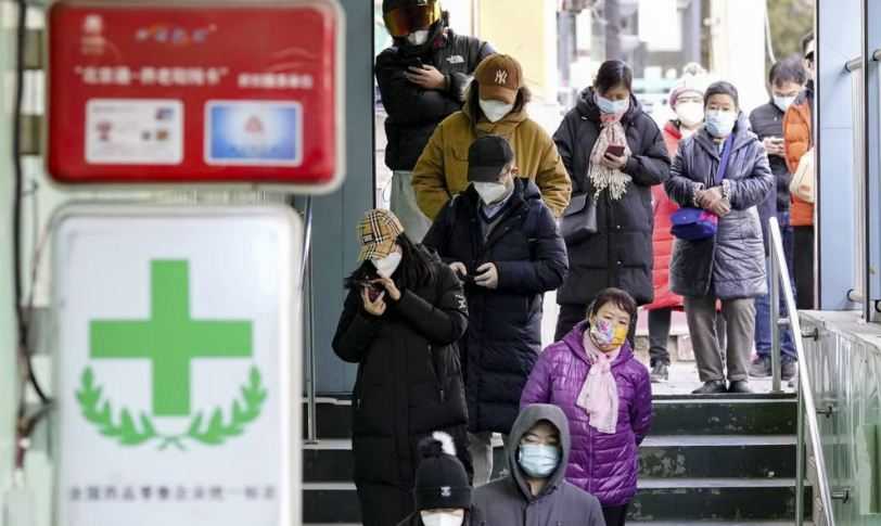 Wabah Flu Mulai Merebak, Apotek di Beijing Diserbu Warga