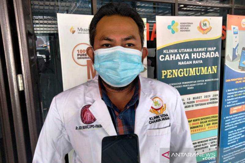 Waduh Banyak Warga yang Salah, Dokter Sebut Minum Air Kelapa untuk Hilangkan Efek Vaksin Adalah Mitos