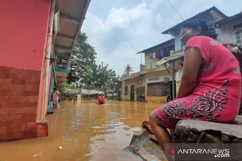 Waduh Belum Juga Surut, Banjir Landa Rawajati Pancoran