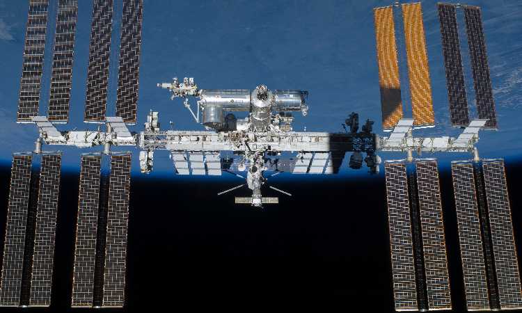 Waduh! Ditinggal Rusia, Stasiun Luar Angkasa ISS Diprediksi Hadapi Mimpi Buruk di Masa Depan