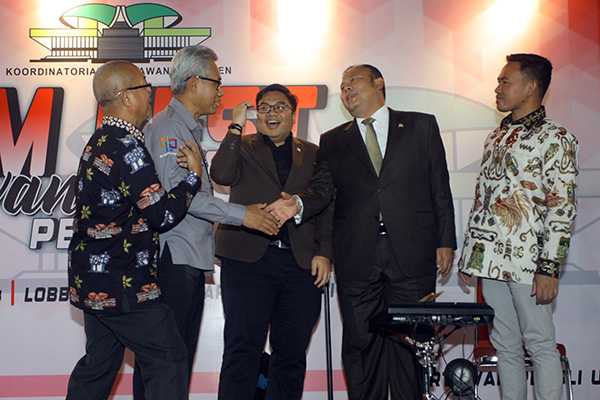 Wakil Ketua DPR Buka Bazar UMKM Fest 2024 1