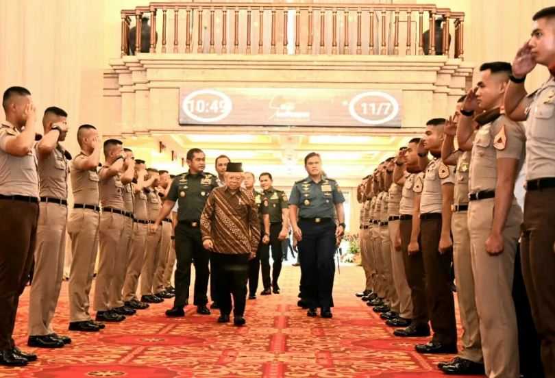 Wapres Maruf Ingatkan Pilkada Butuh Pengawasan Lebih Personel TNI-Polri